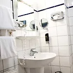 Rugs - Self Check-in Hotel 3*