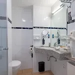Rugs - Self Check-in Hotel