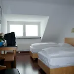 Hotel Rugs - Self Check-in Dusseldorf