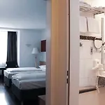 Hotel Rugs - Self Check-in