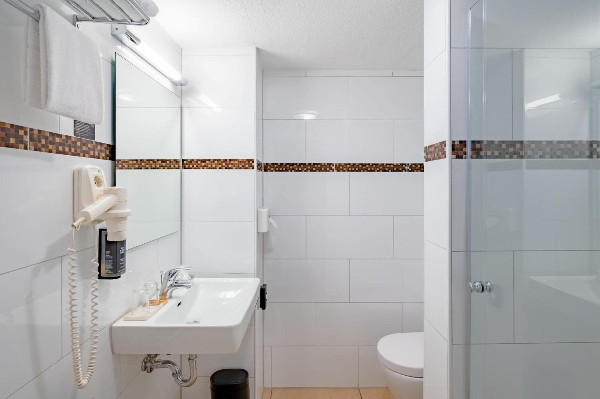 Hotel Rugs - Self Check-in