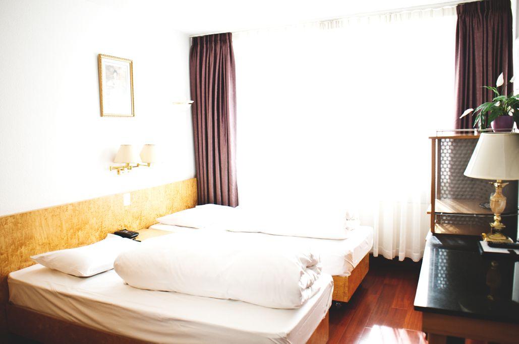 Rugs - Self Check-in Dusseldorf