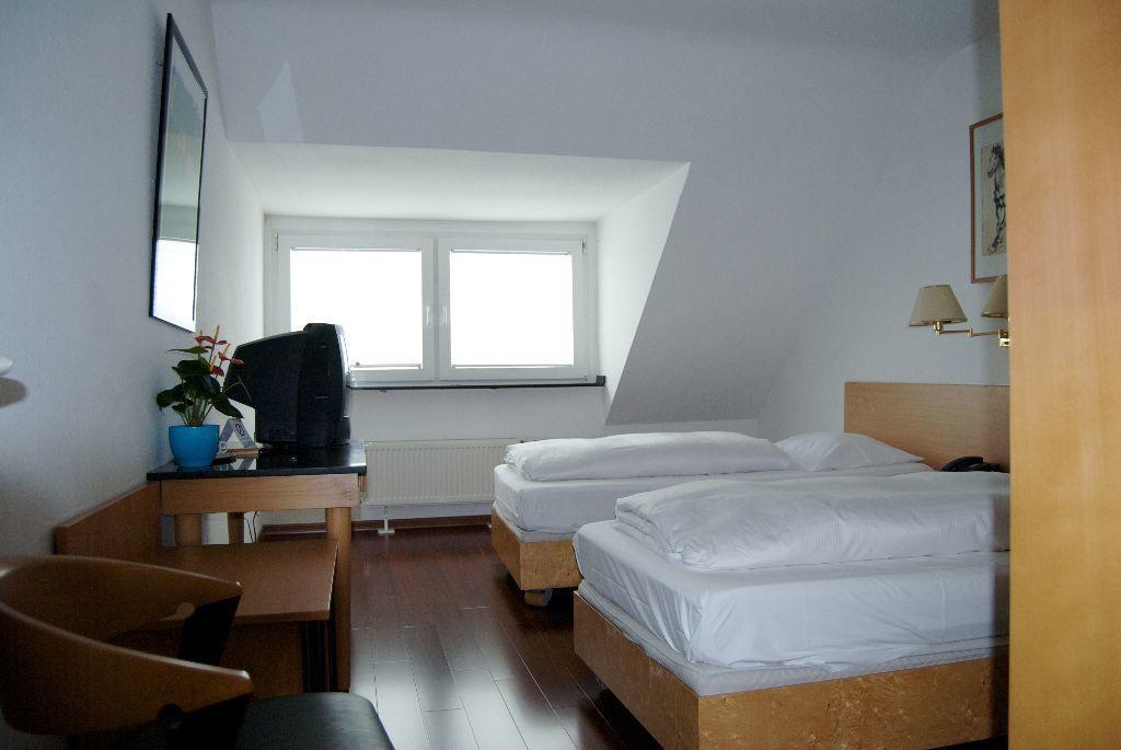 Hotel Rugs - Self Check-in Dusseldorf