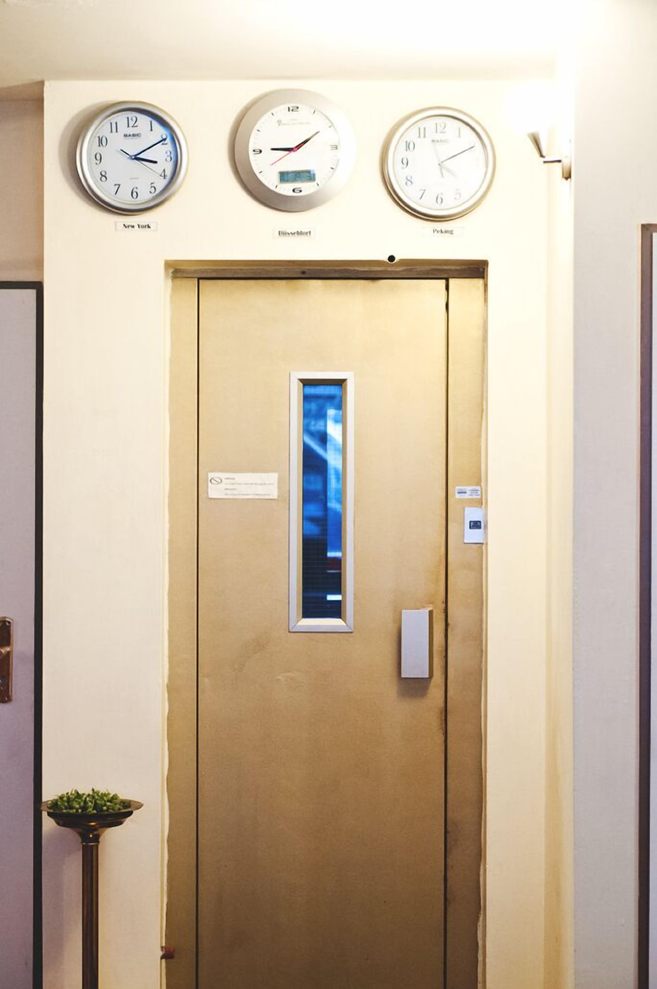 Hotel Rugs - Self Check-in 3*