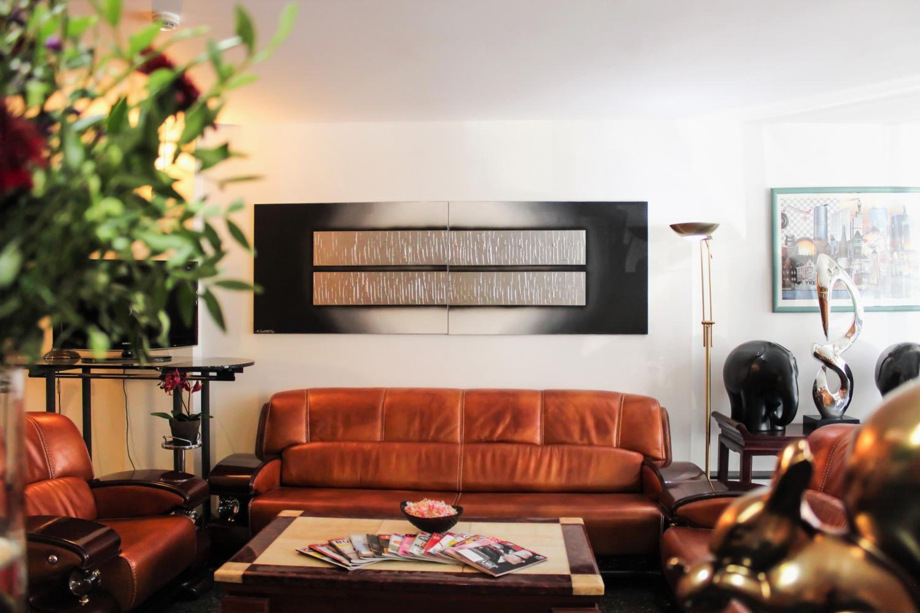 Rugs - Self Check-in Hotel 3*