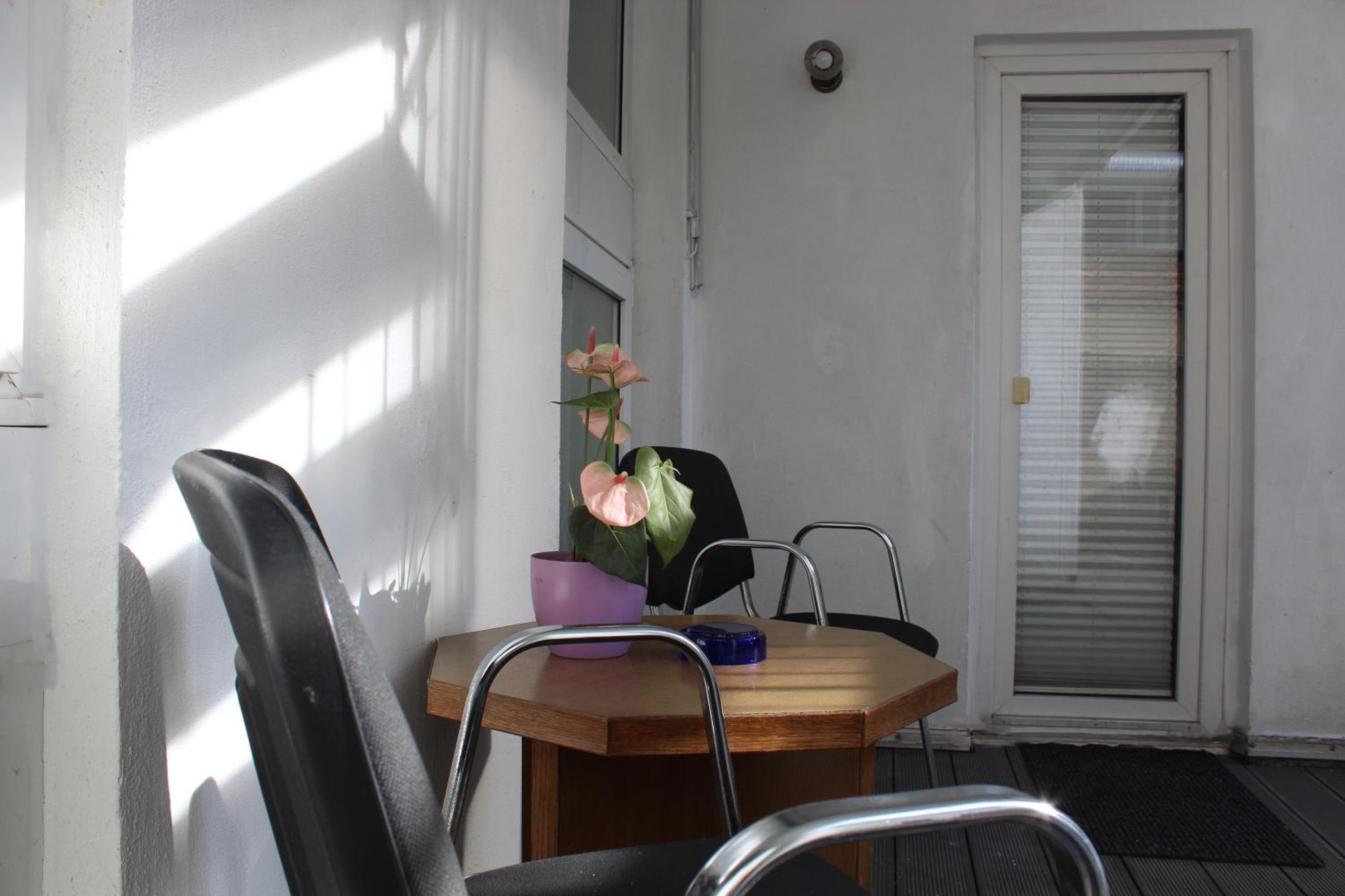 Rugs - Self Check-in Hotel