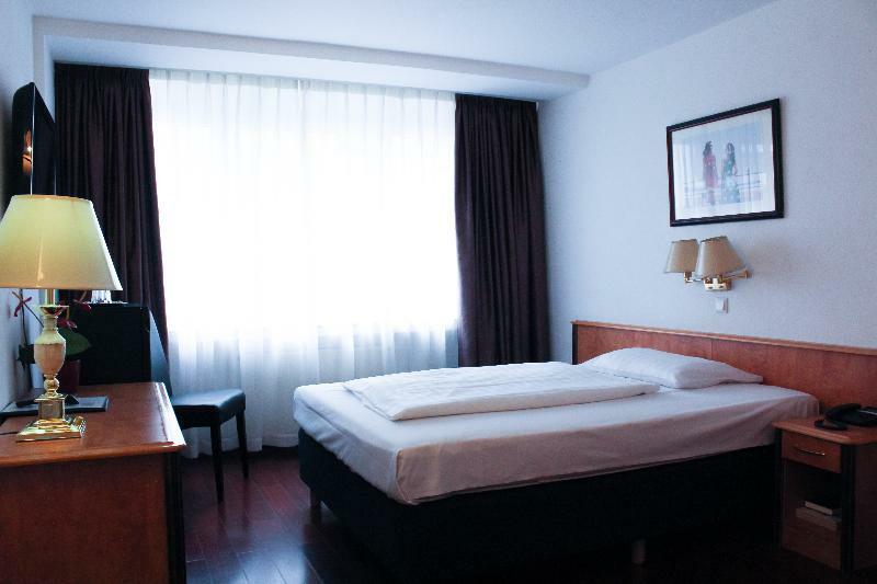 Rugs - Self Check-in Hotel Dusseldorf